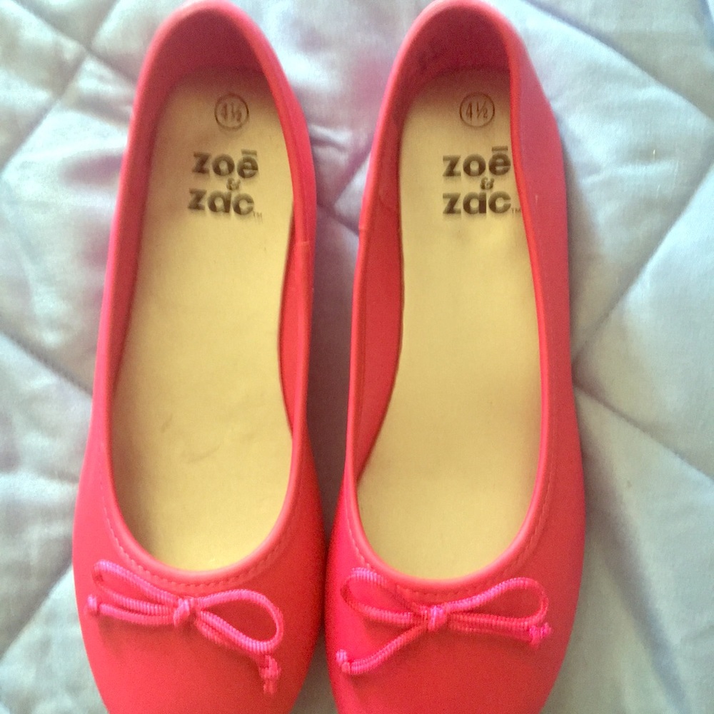 Brand New girls Zoe N Zac Pink flats with bow